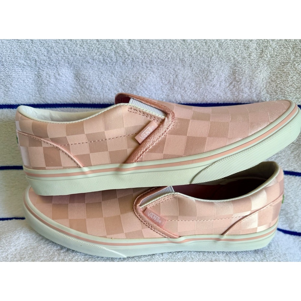 Vans Classic Slip-On Satin Rose Pink VN000D35Y3K Sz 6.5 Junior/8W NIB